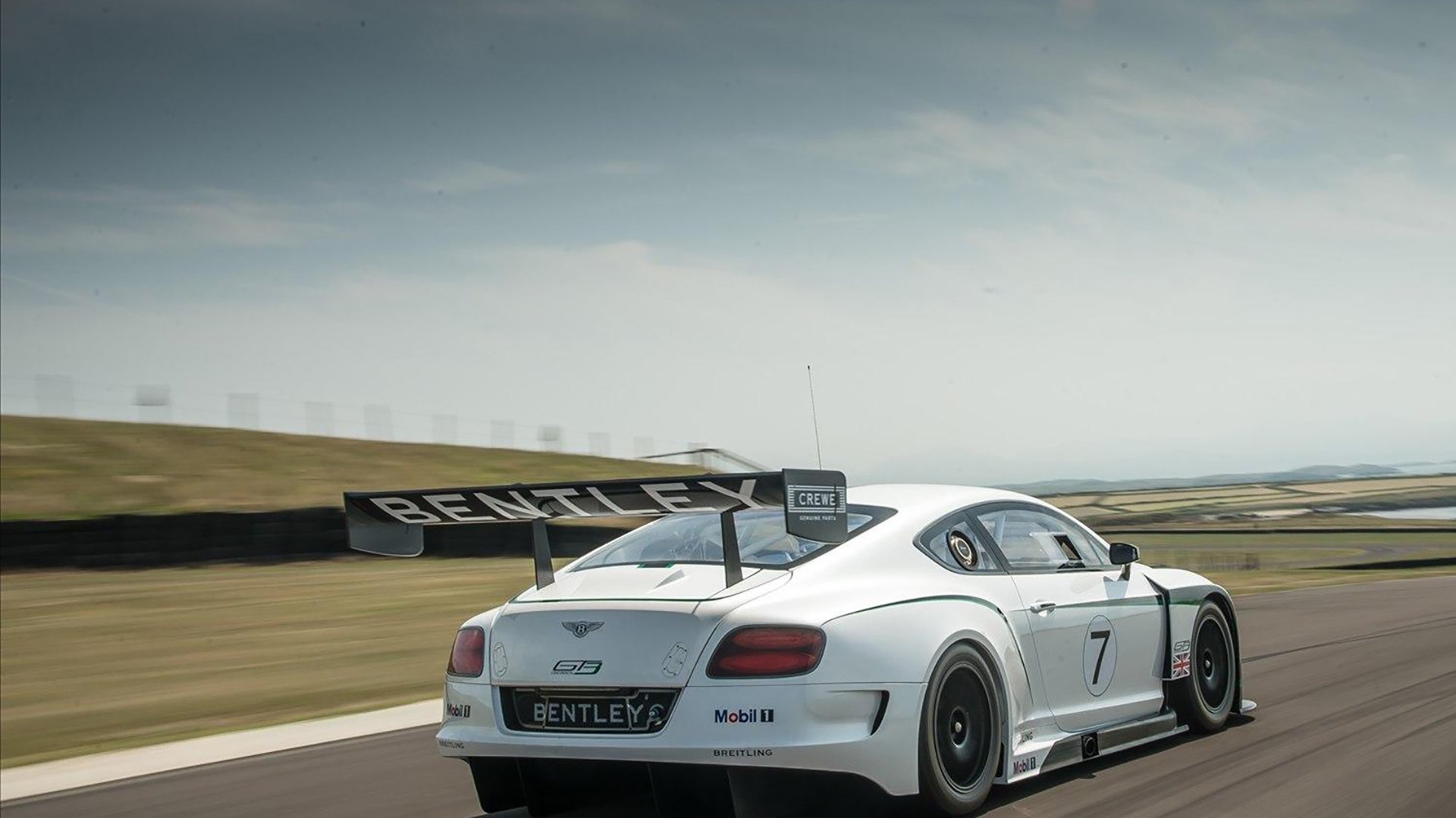 APP下载 LY Sports-布克关键上篮命中太阳完成逆转好戏，布克球星